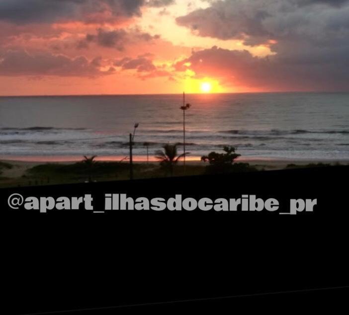 Apto Cond Ilhas Do Caribe - Pr - Beira Mar マチーニョス エクステリア 写真