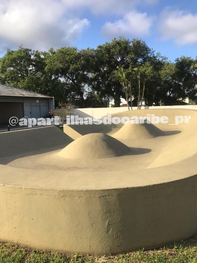 Apto Cond Ilhas Do Caribe - Pr - Beira Mar マチーニョス エクステリア 写真
