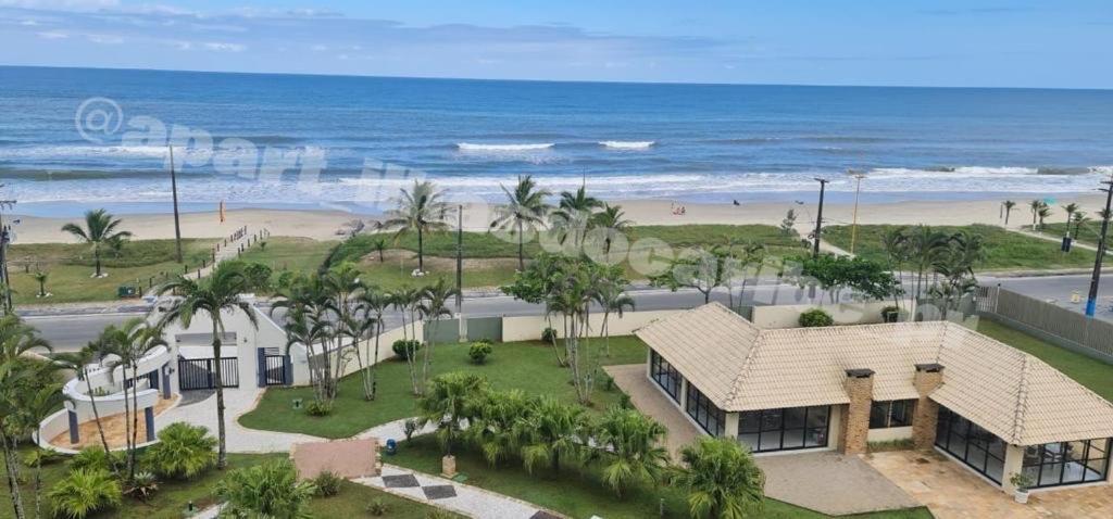 Apto Cond Ilhas Do Caribe - Pr - Beira Mar マチーニョス エクステリア 写真